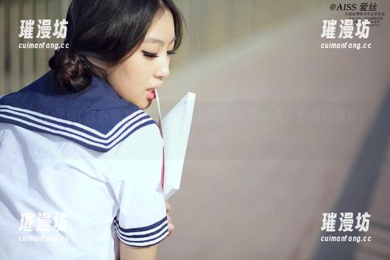 AISS爱丝(钻石版) - 索菲的码头穿行·写真合集：心情像潮水，一涨一落