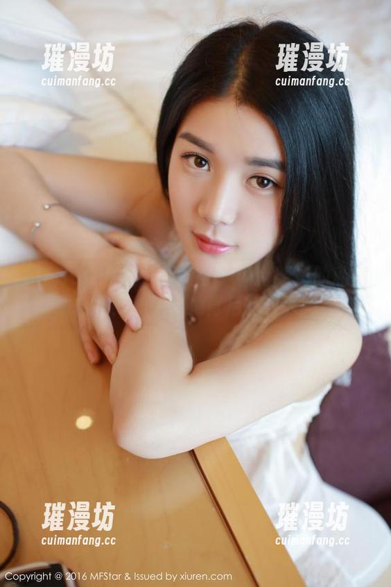 MFStar模范学院 - 学妹甜筒晓彤的私房照合集：想知道她背后的故事吗？