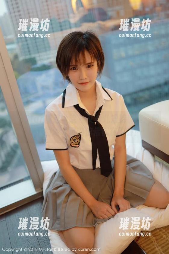 MFStar模范学院-艾希儿 MFStar模范学院 - 艾希儿短裤图集:阳光下的她,灵魂仿佛都在飞舞!