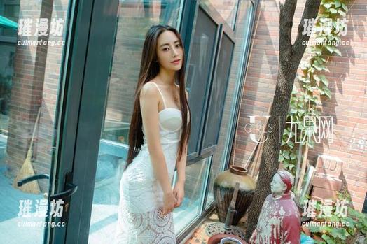 UGirls尤果网-张美荧 UGirls尤果网 - 图集来袭!张美荧的圣诞福利,感觉自己也被幸福包围了