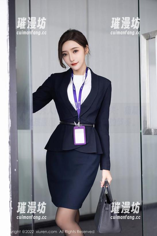 Xiuren秀人网-杨晨晨 Xiuren秀人网 - 在光影中迷失:杨晨晨的女孩原图,照片像是心跳的节奏。