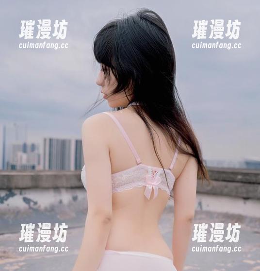 usejan蓝蓝的女友作品，你猜她定制了什么？哈哈，不是你想的那样！