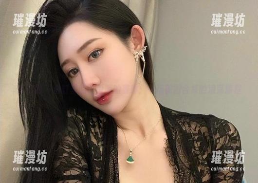 不爱笑的赛琳 微密圈 - 浴缸里的不爱笑的赛琳:一场美图合集的浪荡旅程