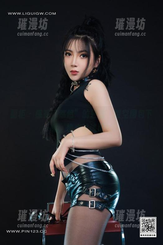 丽柜 - 感受“悠悠”的轻盈，镂空图包下载，快来试试吧！