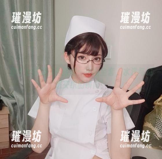 你十七鸽游荡在浴室：原图全套，水汽与幻想交织的瞬间！