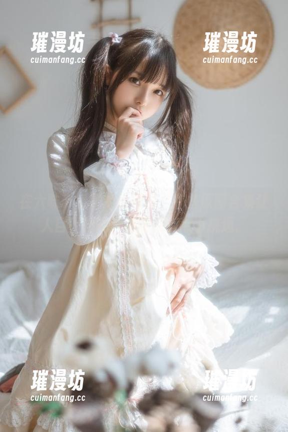 六味帝皇酱 在六味帝皇酱的幼稚园,有些原图合集让人目不转睛,温暖又有点小挑逗。