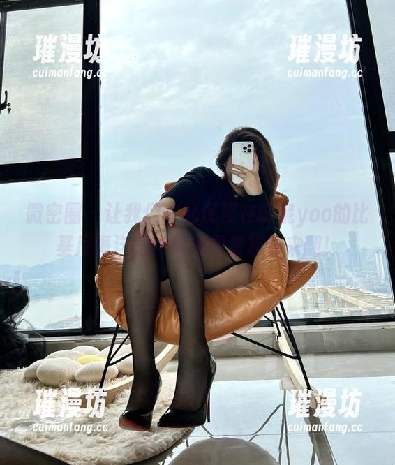 微密圈 - 让我们一起沉浸在安妮yoo的比基尼海洋里：超美图集等你来翻！