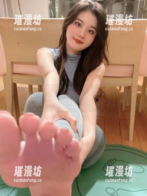 微密圈 - 更新！就是阿朱啊的第一部分图包，随便一滑就停不下来了！