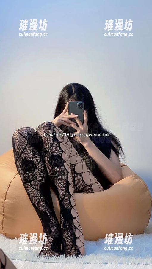 徐绾绾yyyy 微密圈 - 徐绾绾yyyyJK合集——网盘里藏的不止是美,还有无限遐想!
