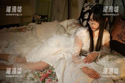 晓美妈写真：这秋天，真的是醉了，快来感受一下她的魔力！