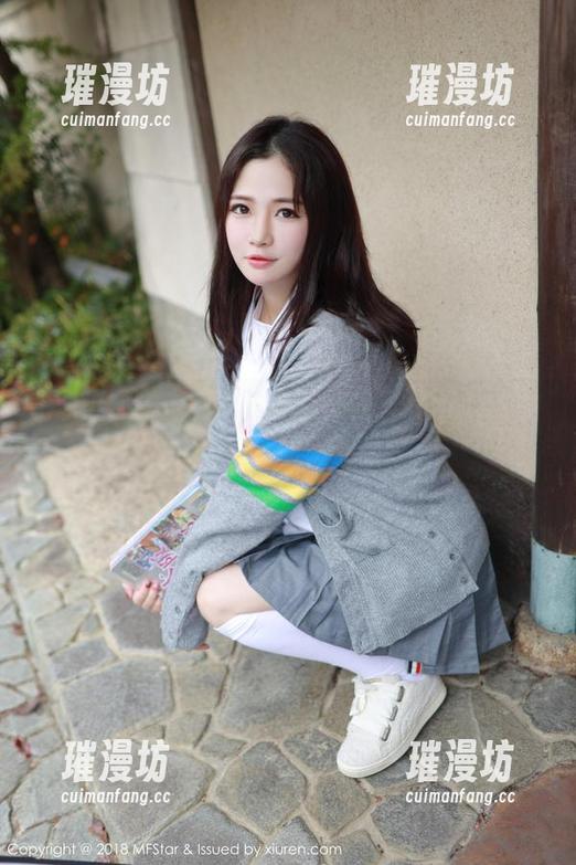 模范学院-白子嫣nicky 模范学院 - 套图大放送,白子嫣nicky的裸足像是在和阳光谈恋爱