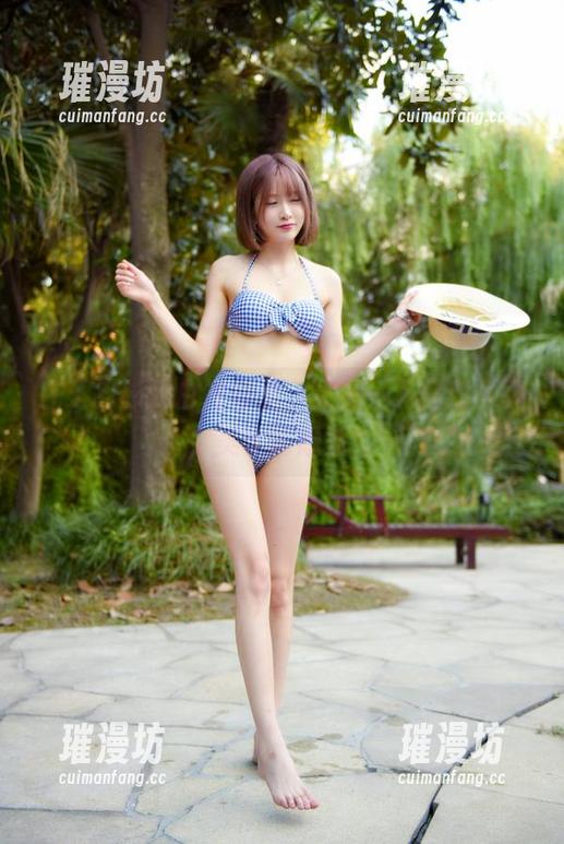 在王羽杉的白衬衫里，更新一下你对写真美学的想象
