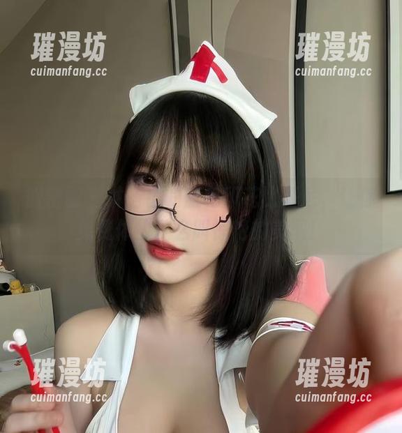 琳铛铛 微密圈 - 琳铛铛的蓝色印花比基尼,让你免费体验什么叫惊艳的美图!