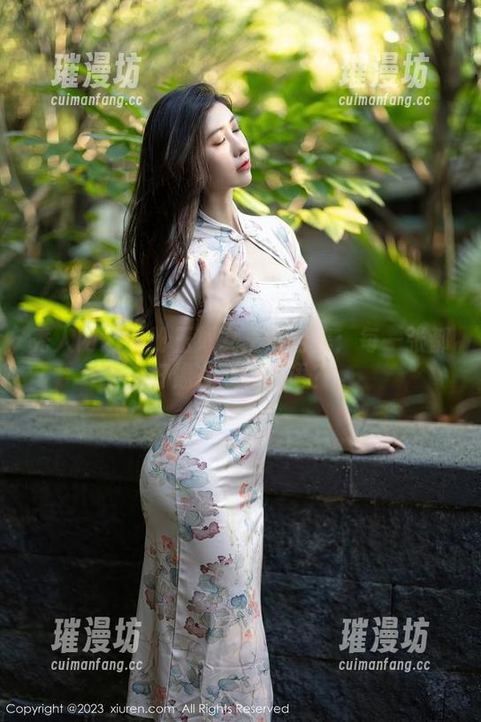 秀人网 - 盼盼玉奴女王的合集：每一张都好像在对你低语？