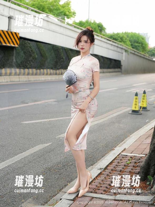 秀人网-绯月樱-Cherry 秀人网 - 网盘锦囊:绯月樱-Cherry泳衣写真,快来和我一起沉浸吧