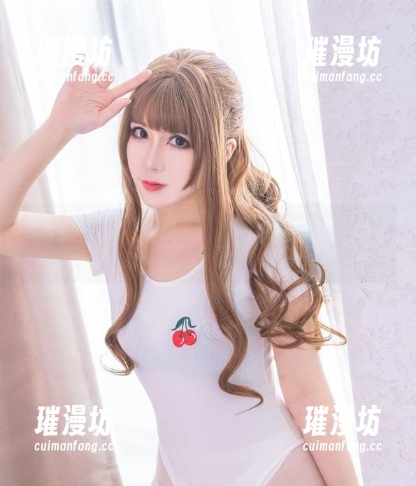 羊大真人 看看羊大真人的红裙,哪里有这样的写真分享?