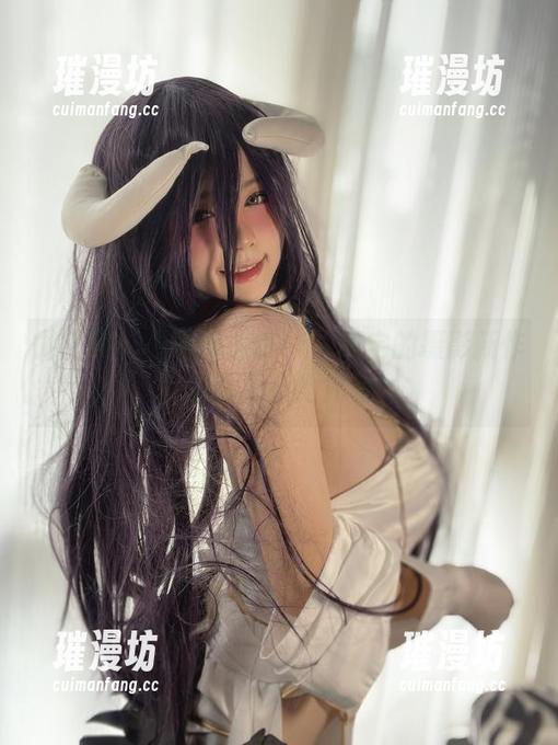 葱油饼er 微密圈 - 探秘葱油饼er:阿宅的摄影新作,图片更新抢先看!