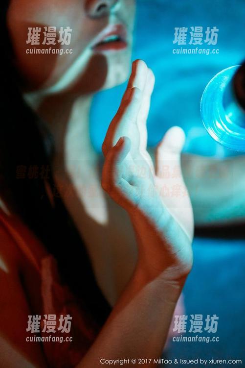 蜜桃社-伊素妍 蜜桃社 - 嘿!伊素妍海边作品集重磅更新,这次的氛围绝对让你心痒痒!