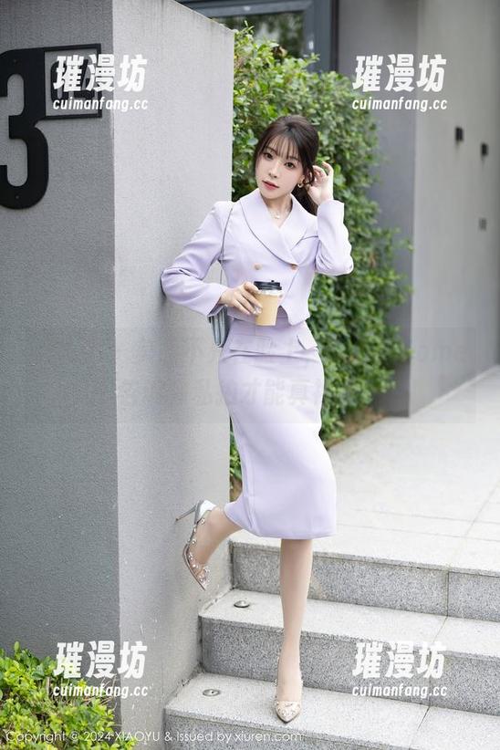 语画界 - 美图不只在脸上，杨晨晨Yome告诉你私拍才能真裸足！