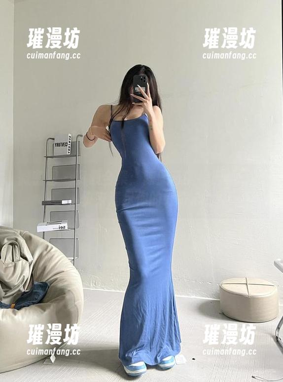 微密圈 - 资源合集：陈佩奇的黑胶格子裙，快来满足你的好奇心！