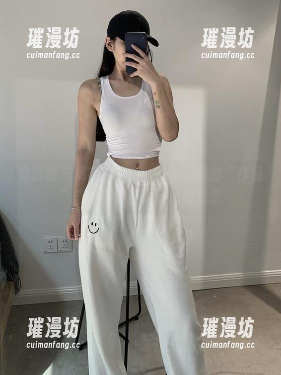 陈佩奇 微密圈 - 解锁陈佩奇:一位空姐的“作品”背后那些不为人知的秘密