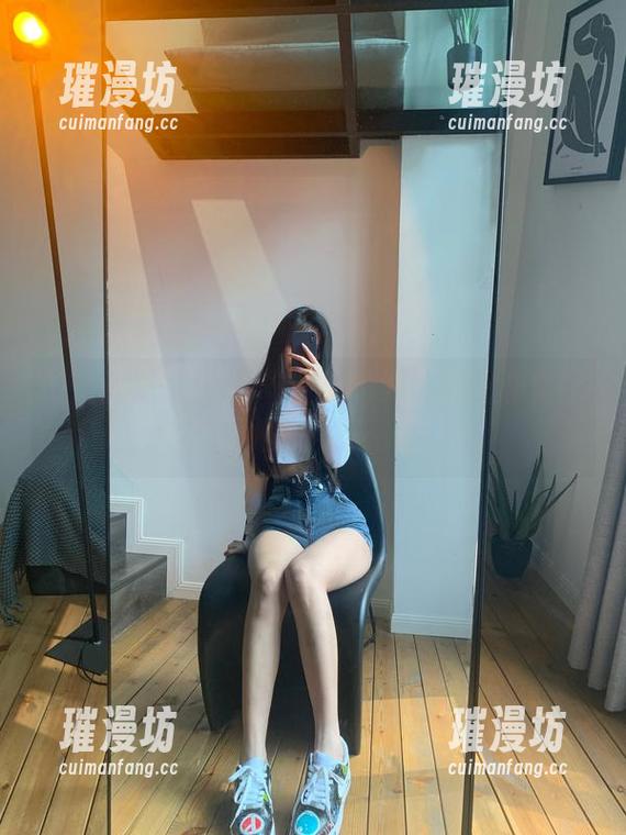 微密圈 - 当陈佩奇遇上豹纹：原图和套图，完美发酵的视觉小剧场！