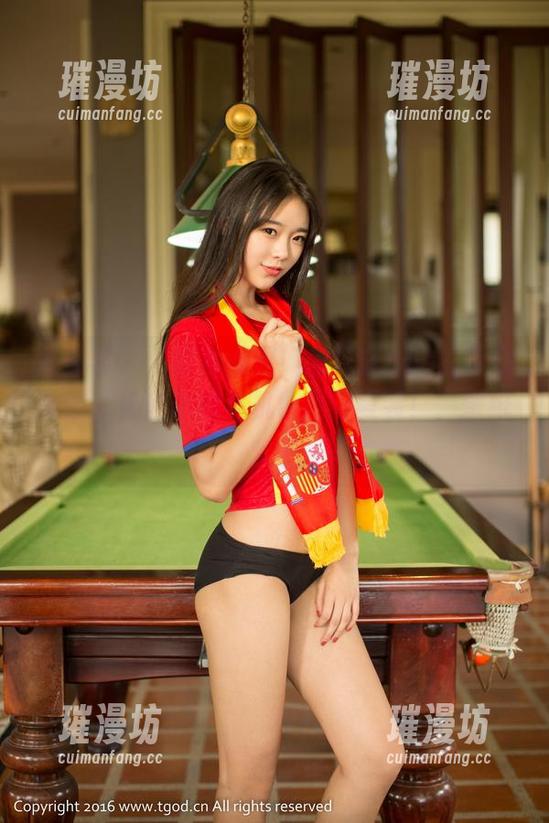 青豆客-宋梓诺Bee 青豆客 - “快来围观!宋梓诺Bee的夏日美图,保证你的手机也要穿夏装!”壁纸欢聚